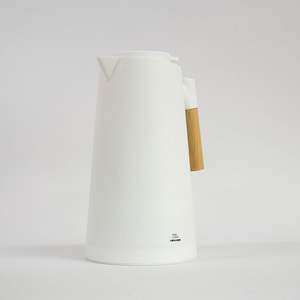 Thumb coffeeandjoy garrafa termica branca 03