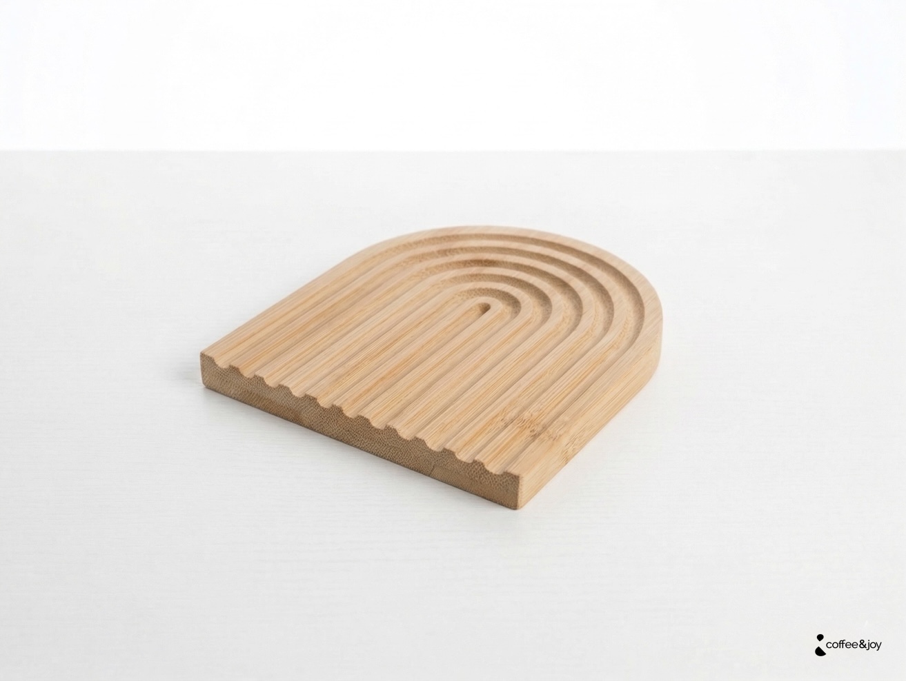 Porta canecas madeira5