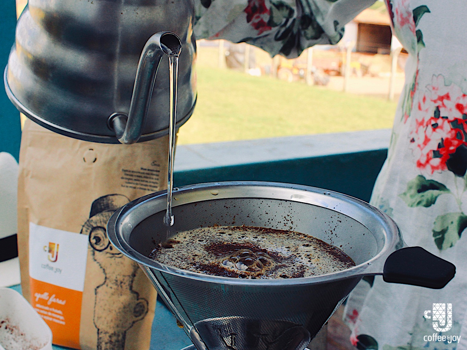 Coffeeandjoy como usar o pour over bialetti