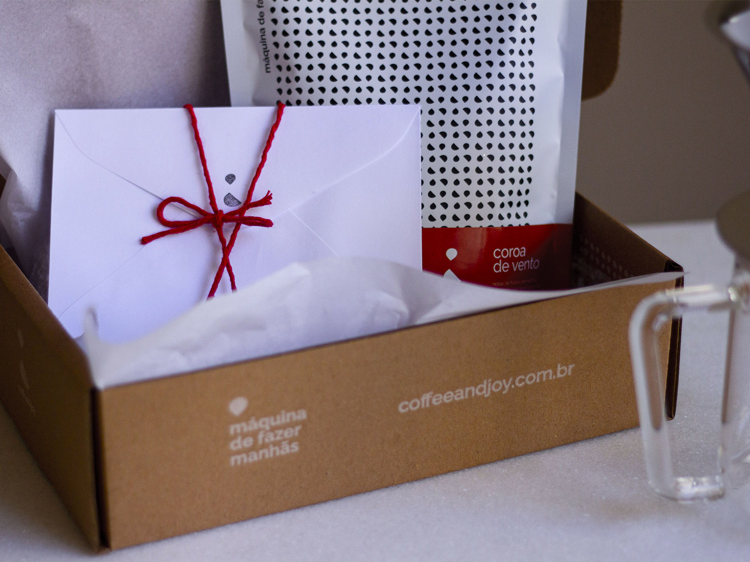 Coffeeandjoy kit pour over com jarra e cafe